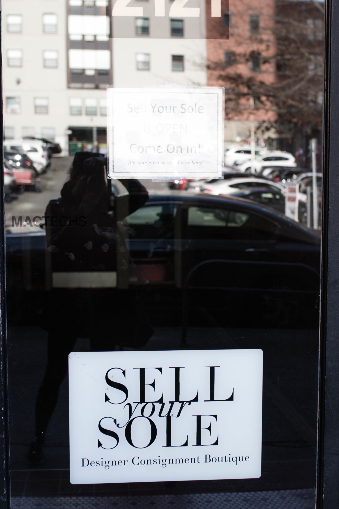 Seattle-Sell Your Sole Consignment