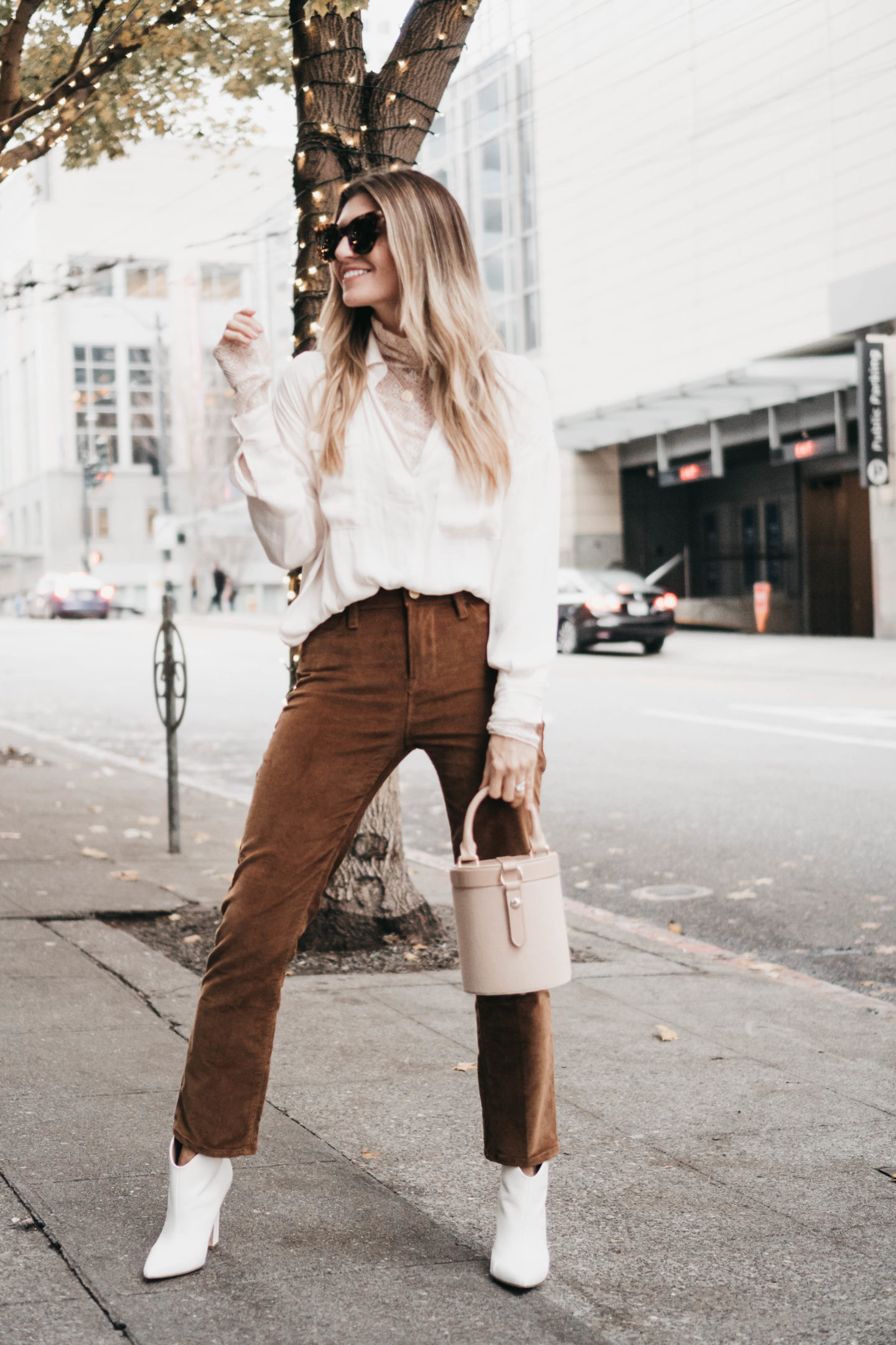 The Grey Edit - Neutral Fall Outfit Downtown