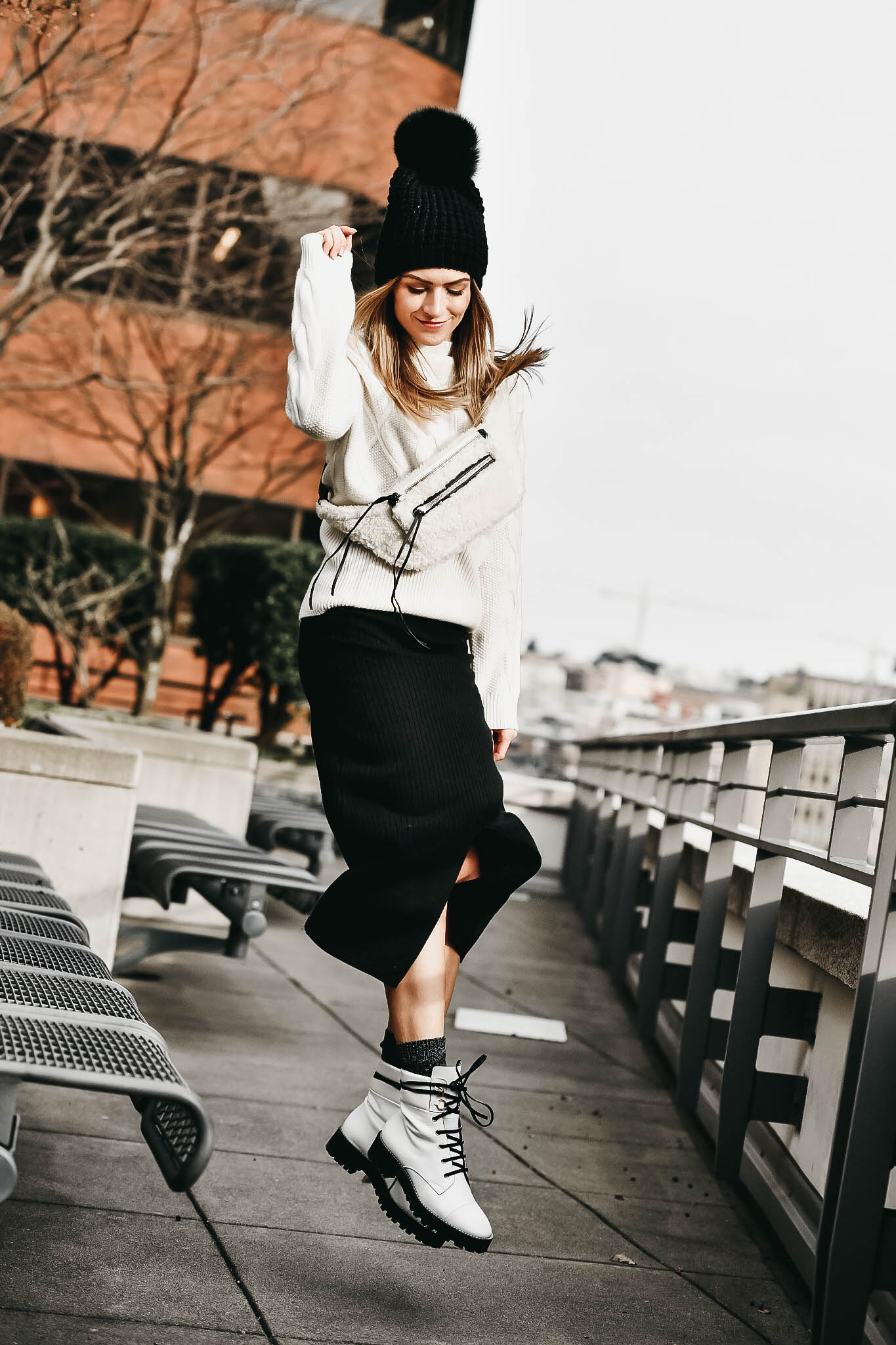 The Grey Edit - Stylelogue Jan 2019 - NOIZE Puffer Jackets - Seattle Rooftop