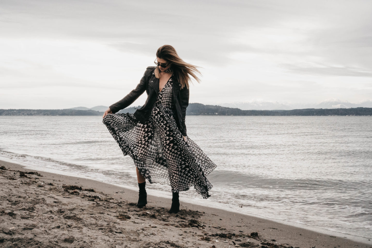 The Grey Edit - Topshop Houndstooth Dress-Beach Boardwalk Winter