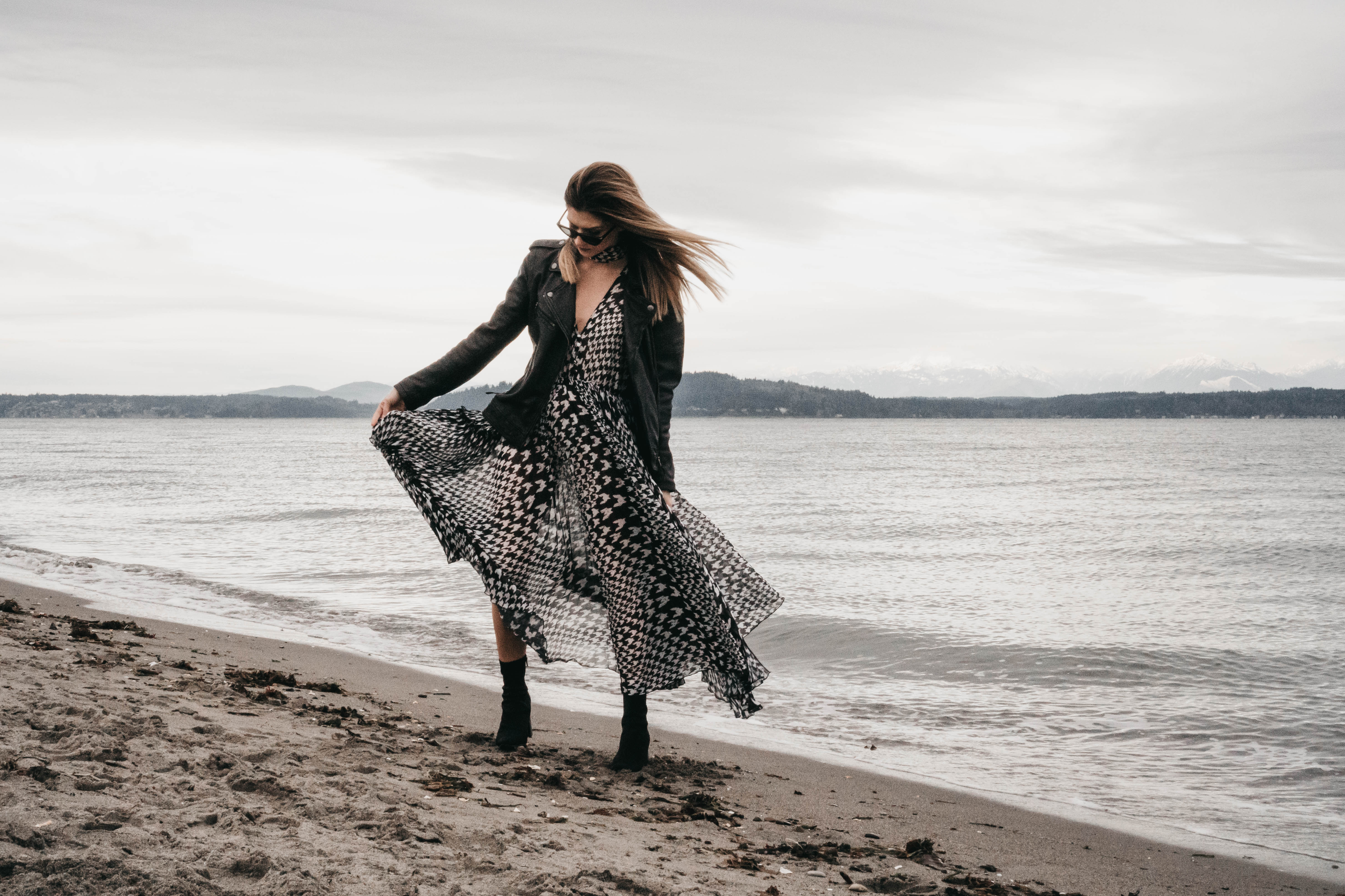 The Grey Edit - Topshop Houndstooth Dress-Beach Boardwalk Winter