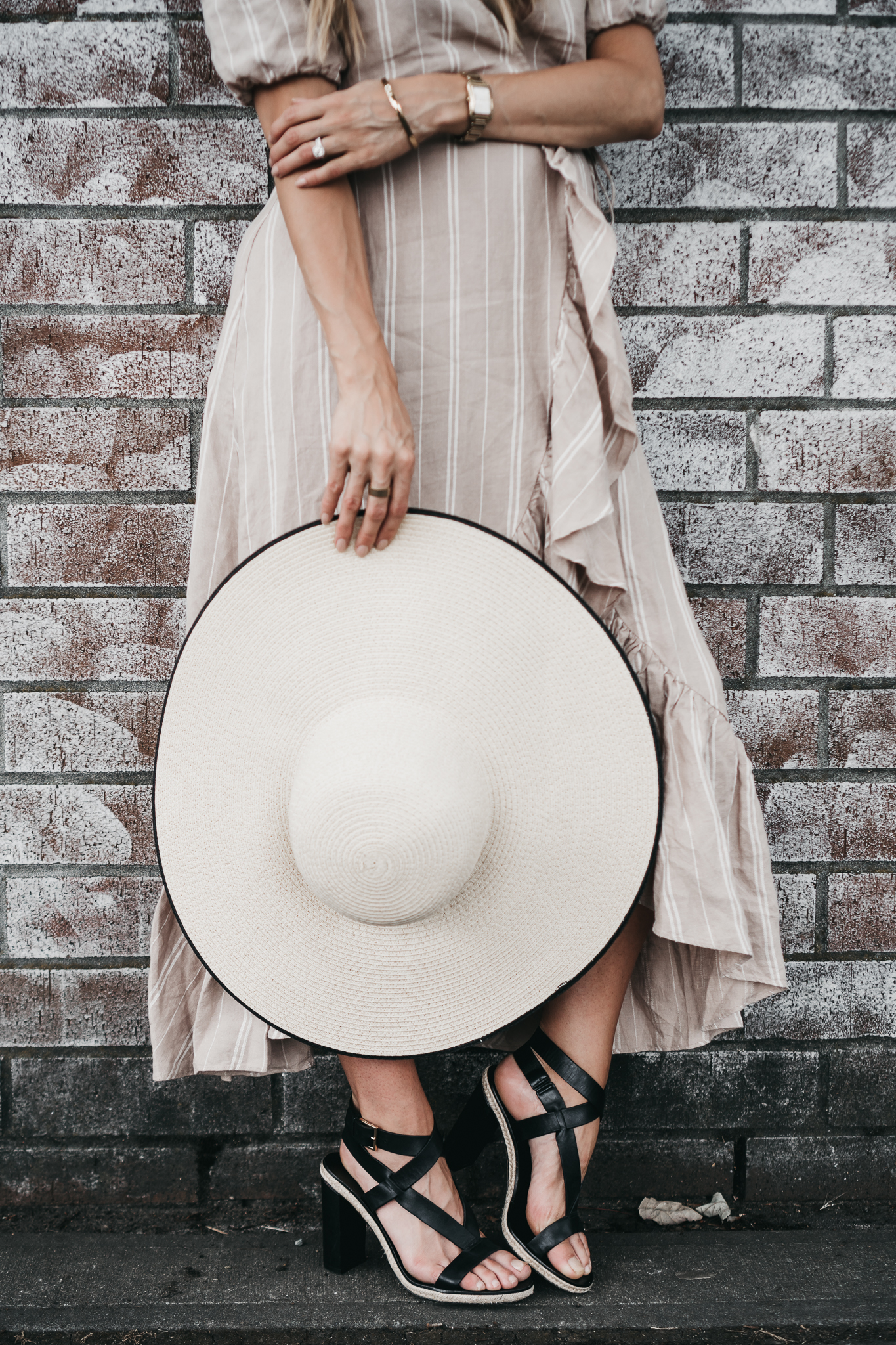 Cortney Bigelow of The Grey Edit - Fremont Parking Lot -Summer Style - Stories Striped Linen Wrap Dress - AUrate Ring - Wide Brim Hat