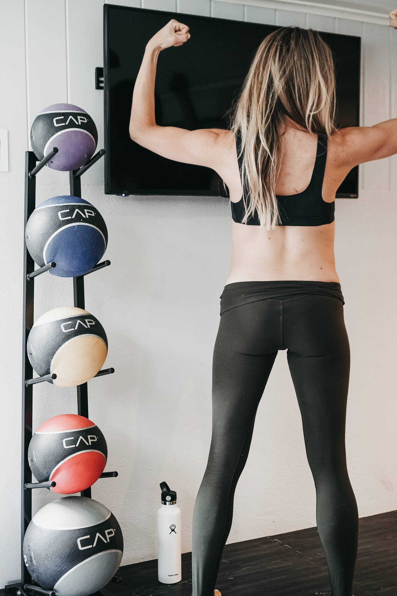 The Grey Edit - Cortney Bigelow - 40 Weeks Pregnant - Baby B - Staying Fit During Pregnancy - Home Gym