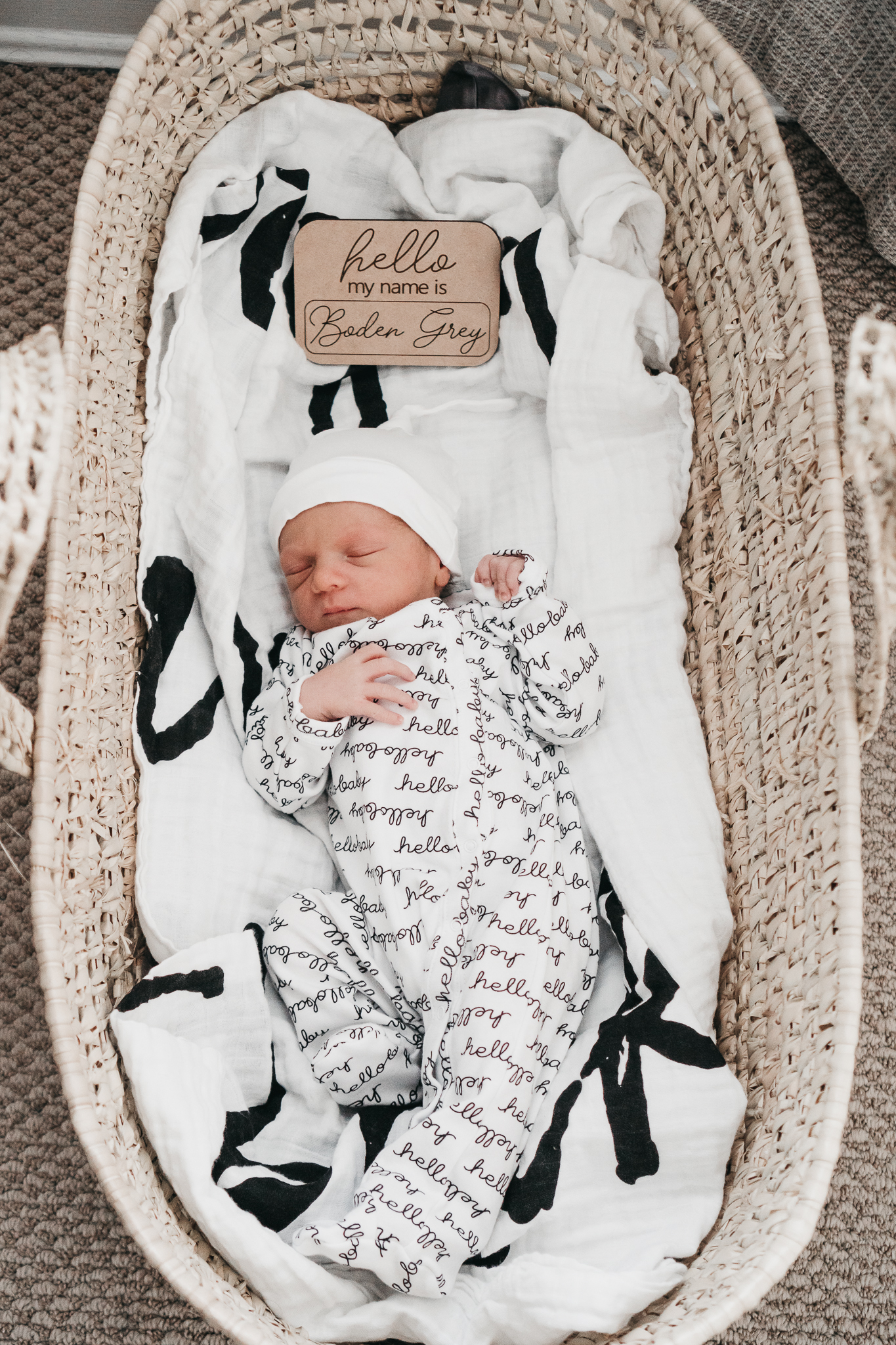 Meet Baby Boden Grey Bigelow - Newborn Photos - Seattle Blogger Mama Cortney Bigelow of The Grey Edit