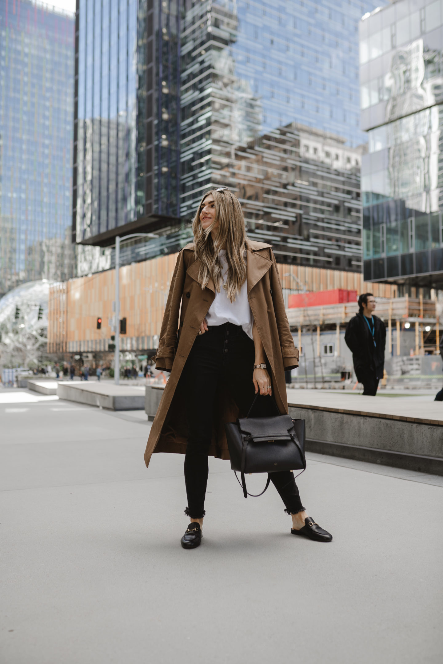 The Grey Edit - Cortney Bigelow - Seattle Blogger - Casual Style - The Frankie Shop Shoulder Padded Muscle Tee - South Lake Union - Trench Coat