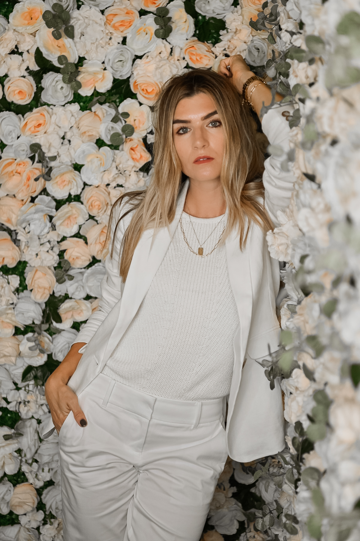 The Grey Edit - Cortney Bigelow - Lifestyle Blogger - Stylelogue - September Trend - Bright Tailored Suiting - Selfie Museum_Suit Your Selfie