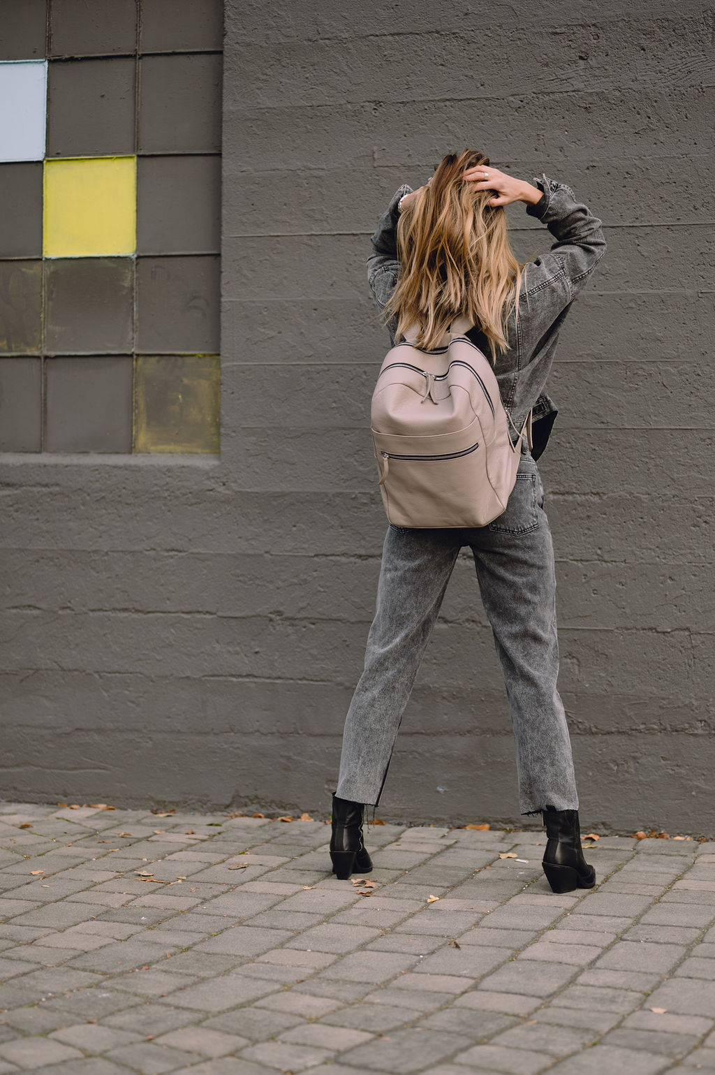 The Grey Edit - Cortney Bigelow Seattle Lifestyle Blogger - Favorite Bags of 2020 - ectu brooklyn backpack
