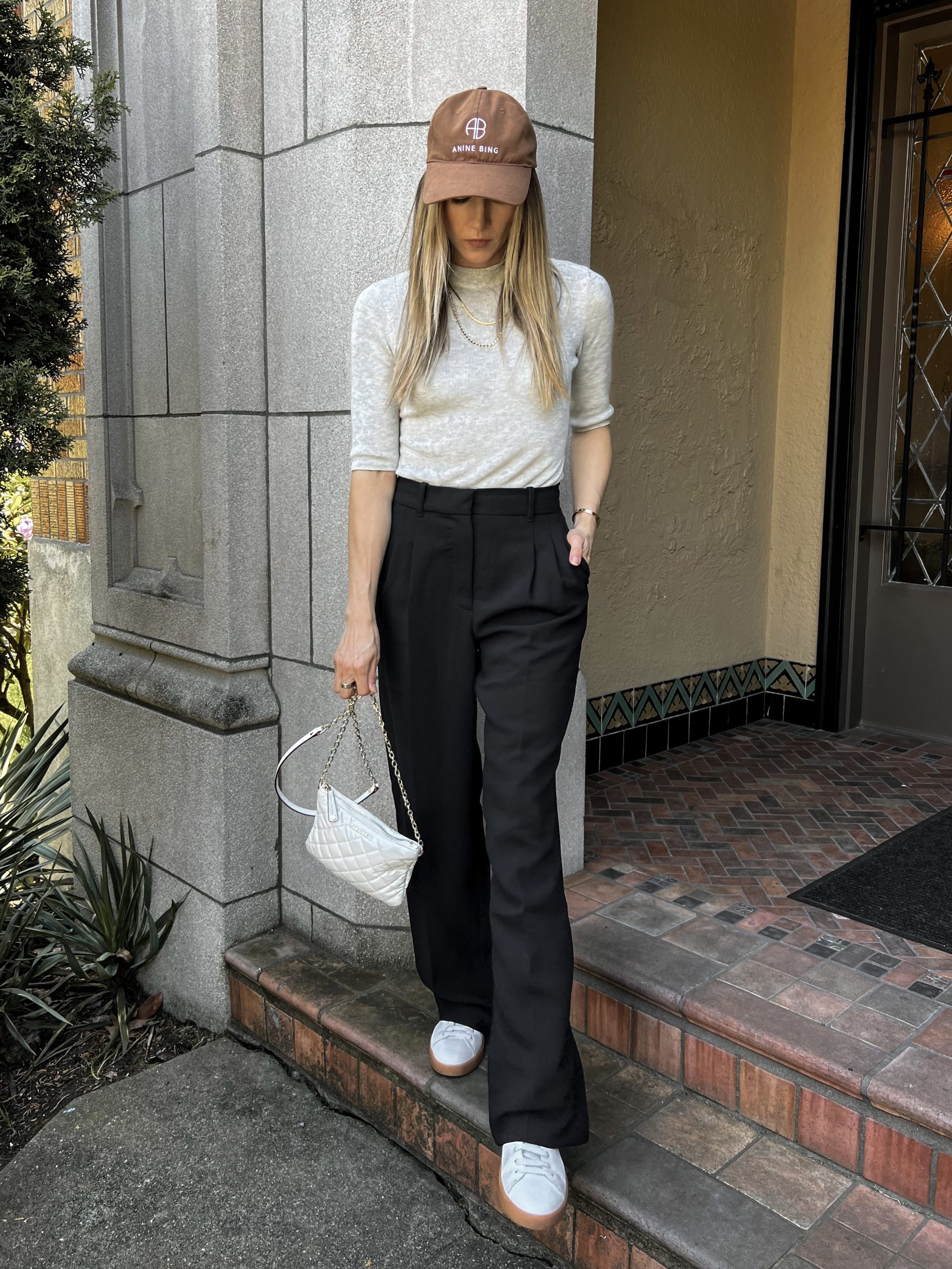 Cortney Bigelow-Seattle Lifestyle Blogger-White Sneakers for Spring