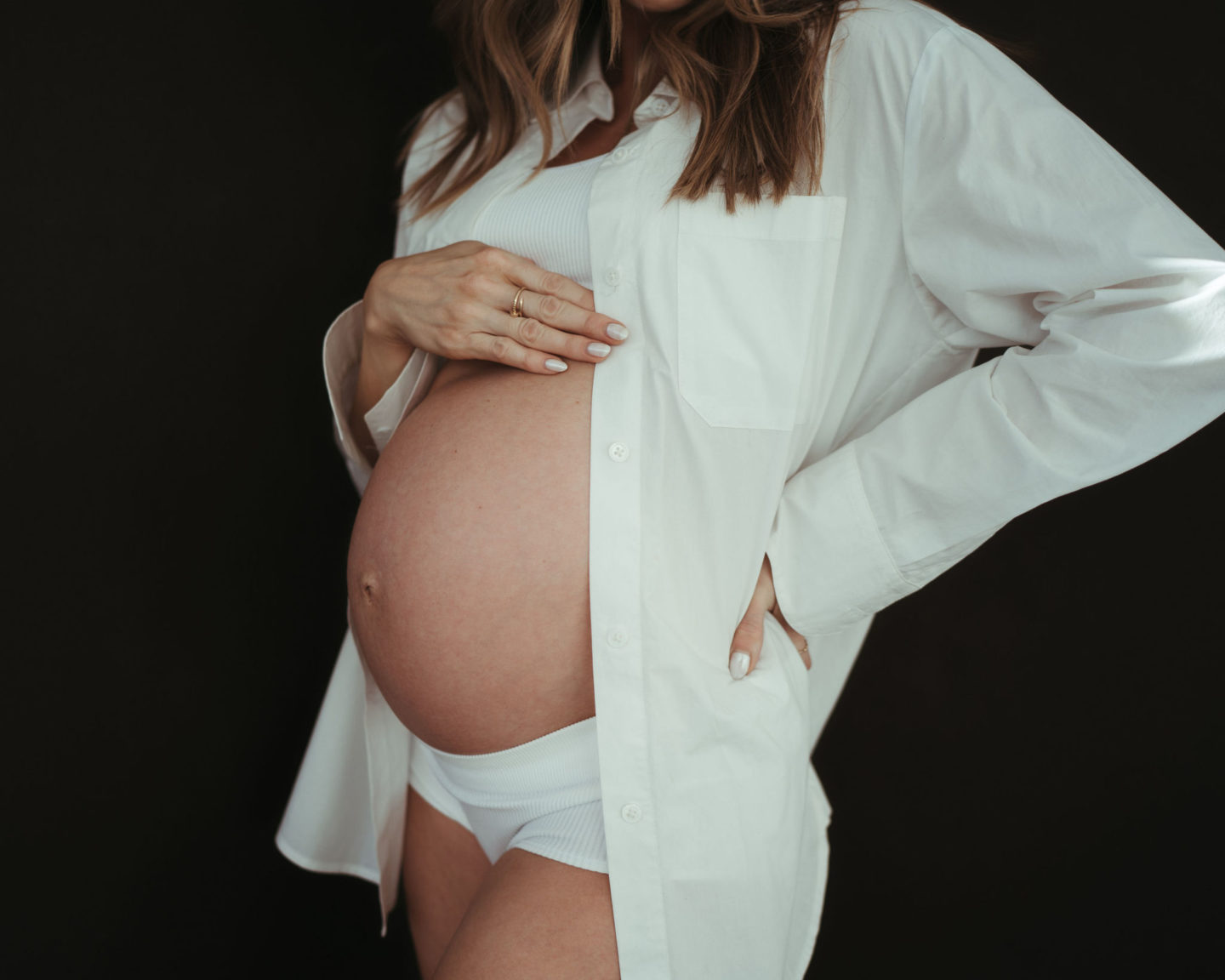 cortney bigelow - seattle maternity shoot - the grey edit - pamela tormanen photo - studio photography